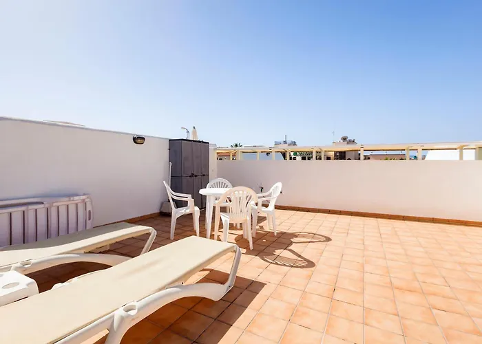 Lovely In Cristianos *