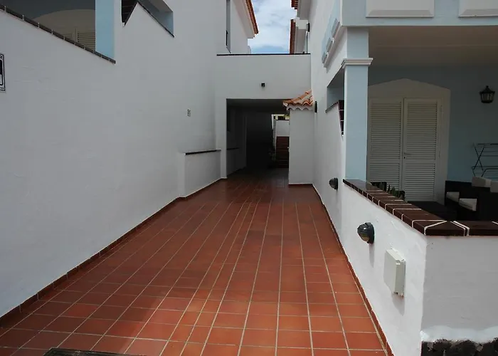 Lovely In Cristianos *